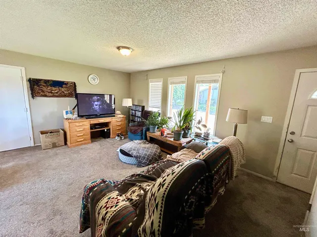 $380,000 | 2334 Charnita Drive, Clarkston, WA 99403