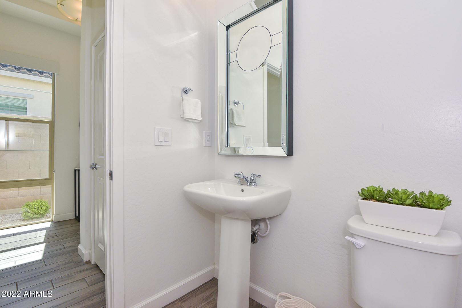 2341 West Cedar Ridge Road Phoenix, AZ 85085 - Photo 37 of 54 Powder Room