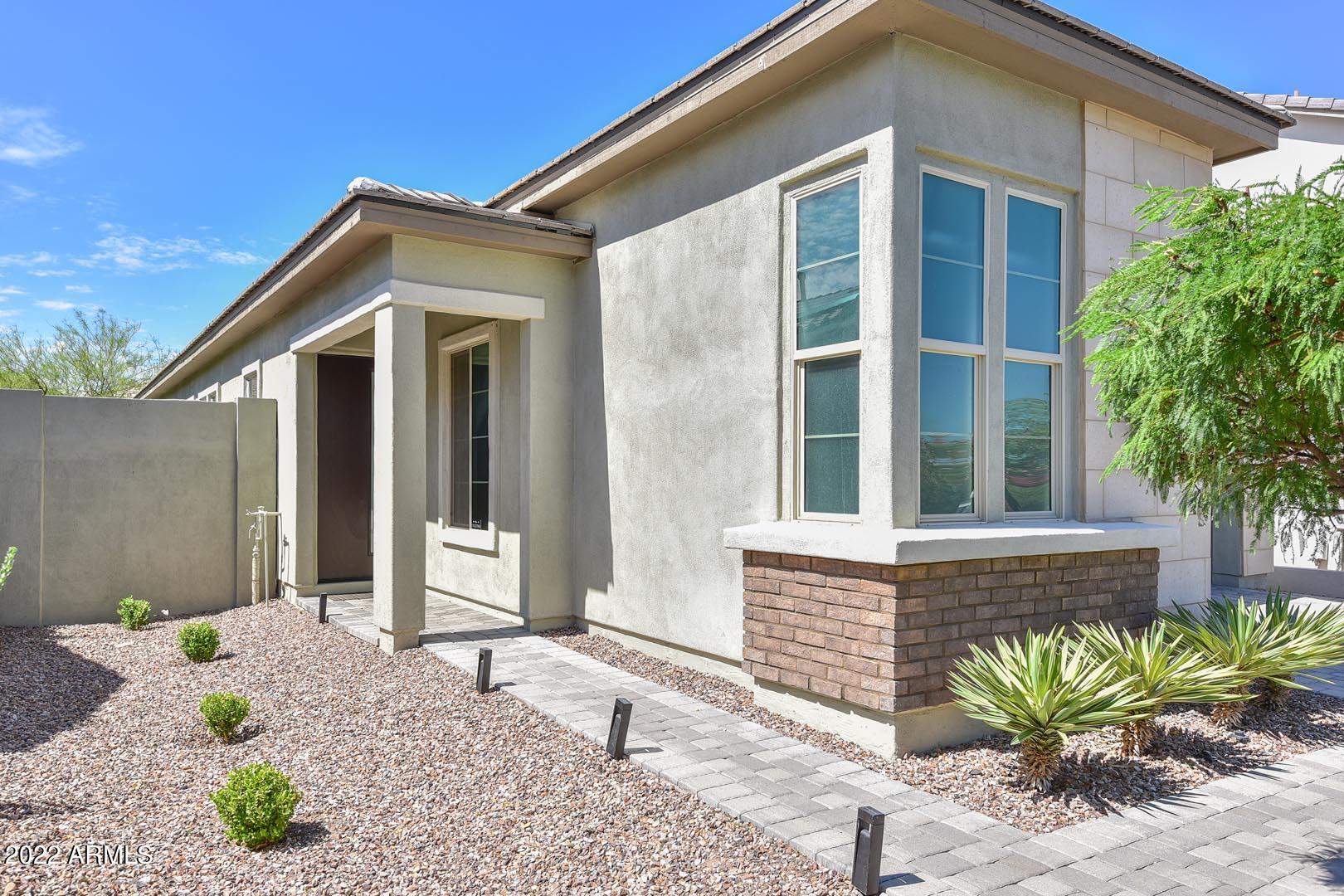 2341 West Cedar Ridge Road Phoenix, AZ 85085 - Photo 6 of 54 Entry