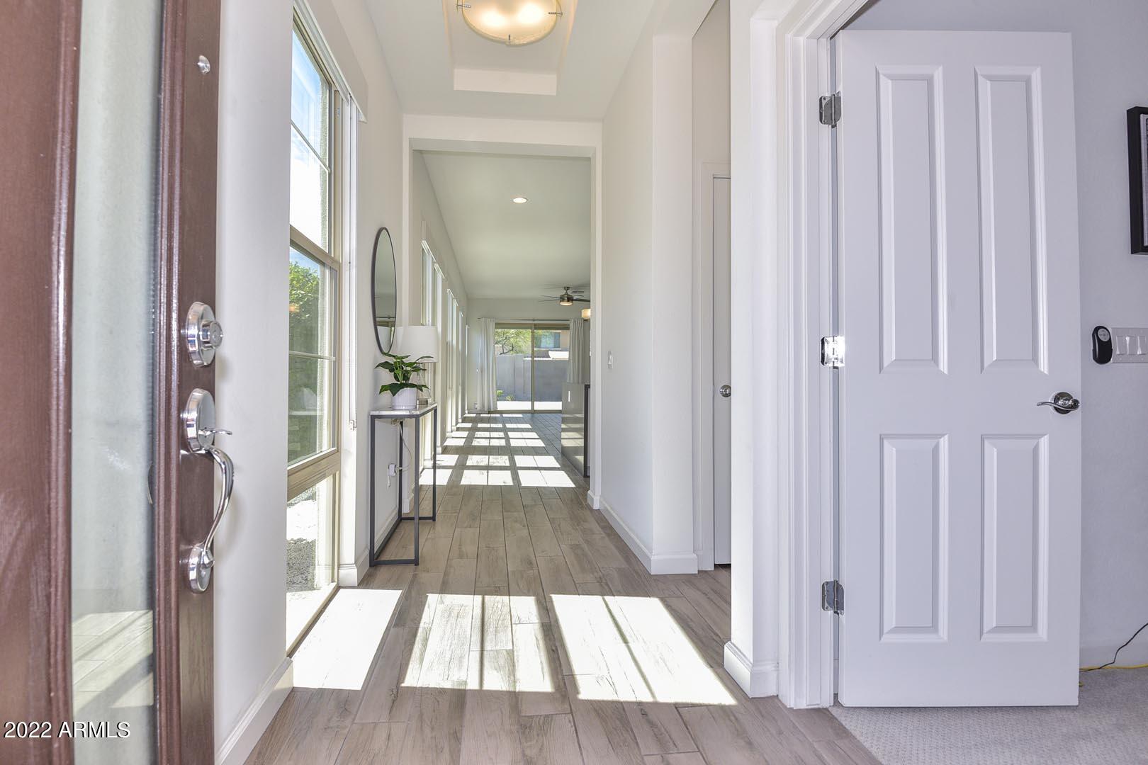 2341 West Cedar Ridge Road Phoenix, AZ 85085 - Photo 10 of 54 Foyer