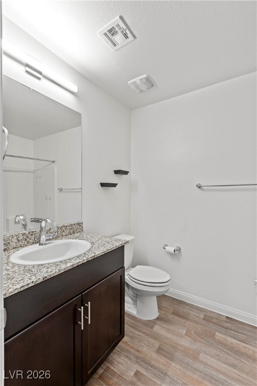 12280 Golden Wreath Road, Unit 3 Las Vegas, NV 89183 - Photo 32 of 57 2nd bathroom next to laundry/ between secondary bedrooms