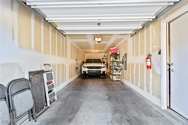 $345,000 | 12280 Golden Wreath Road, Unit 3, Las Vegas, NV 89183