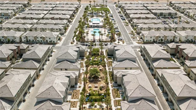 $345,000 | 12280 Golden Wreath Road, Unit 3, Las Vegas, NV 89183