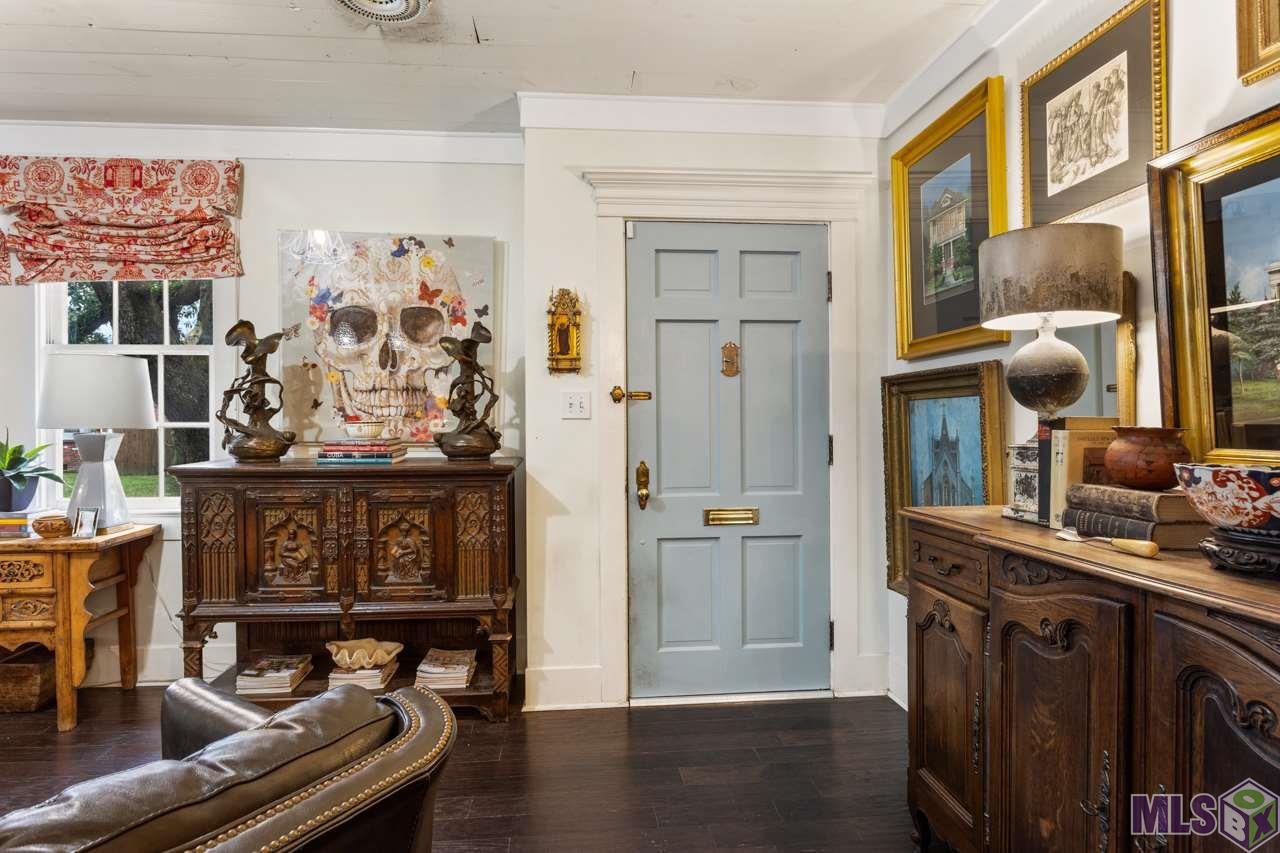 2631 Broussard Street Baton Rouge, LA 70808 - Photo 4 of 13 Gallery Image 4