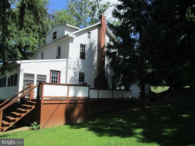 3585 Springwood Road Red Lion, PA 17356 - Photo 4 of 22 Gallery Image 4