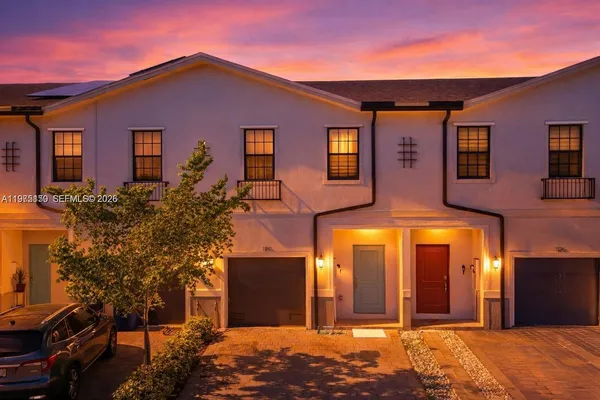 $2,400 | 1130 Southwest 6th Court, Unit 1130, Florida City, FL 33034