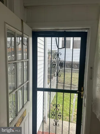 $325,000 | 917 47th Place Northeast, Washington, DC 20019