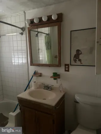 $325,000 | 917 47th Place Northeast, Washington, DC 20019