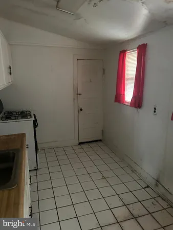 $325,000 | 917 47th Place Northeast, Washington, DC 20019