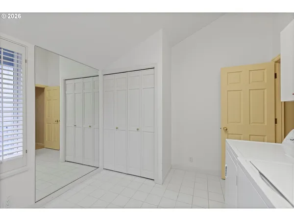 $690,000 | 4175 Highway 101, Unit D2, Depoe Bay, OR 97341