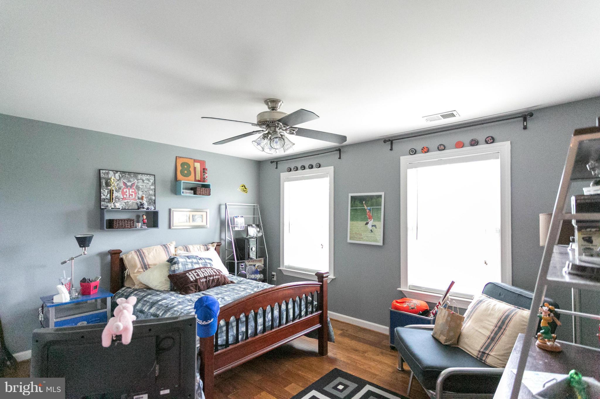 3361 Evans Road Huntingtown, MD 20639 - Photo 25 of 28 Bedroom