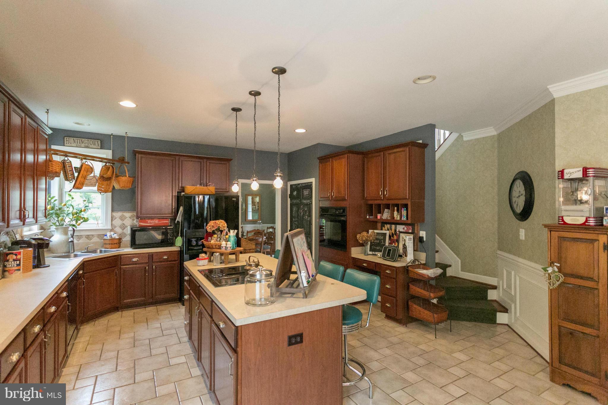 3361 Evans Road Huntingtown, MD 20639 - Photo 6 of 28 Kitchen