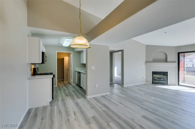 $1,600 | 950 Seven Hills Drive, Unit 726, Henderson, NV 89052