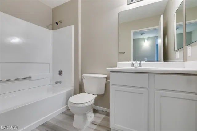 $1,600 | 950 Seven Hills Drive, Unit 726, Henderson, NV 89052