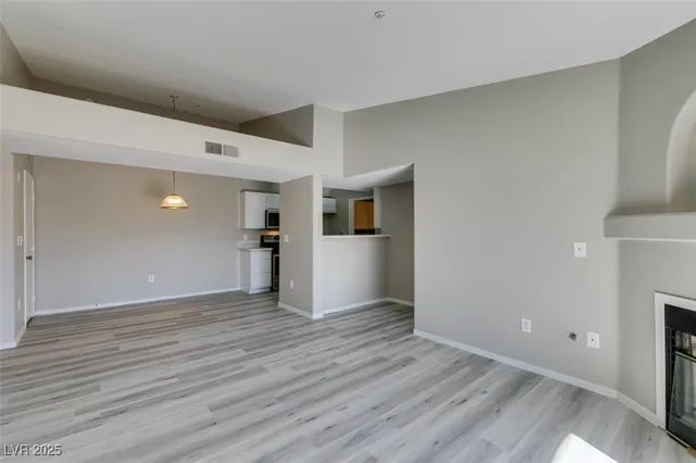 $1,600 | 950 Seven Hills Drive, Unit 726, Henderson, NV 89052