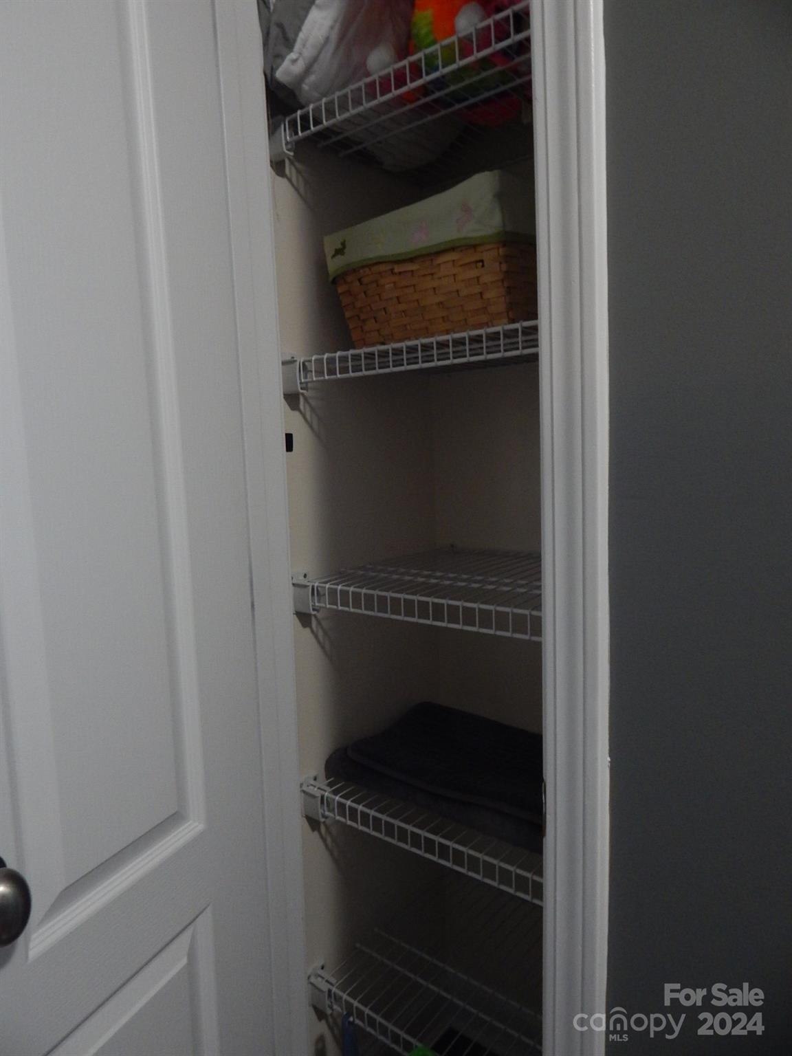 300 Ashmont Drive Kannapolis, NC 28081 - Photo 33 of 42 a bathroom with a toilet