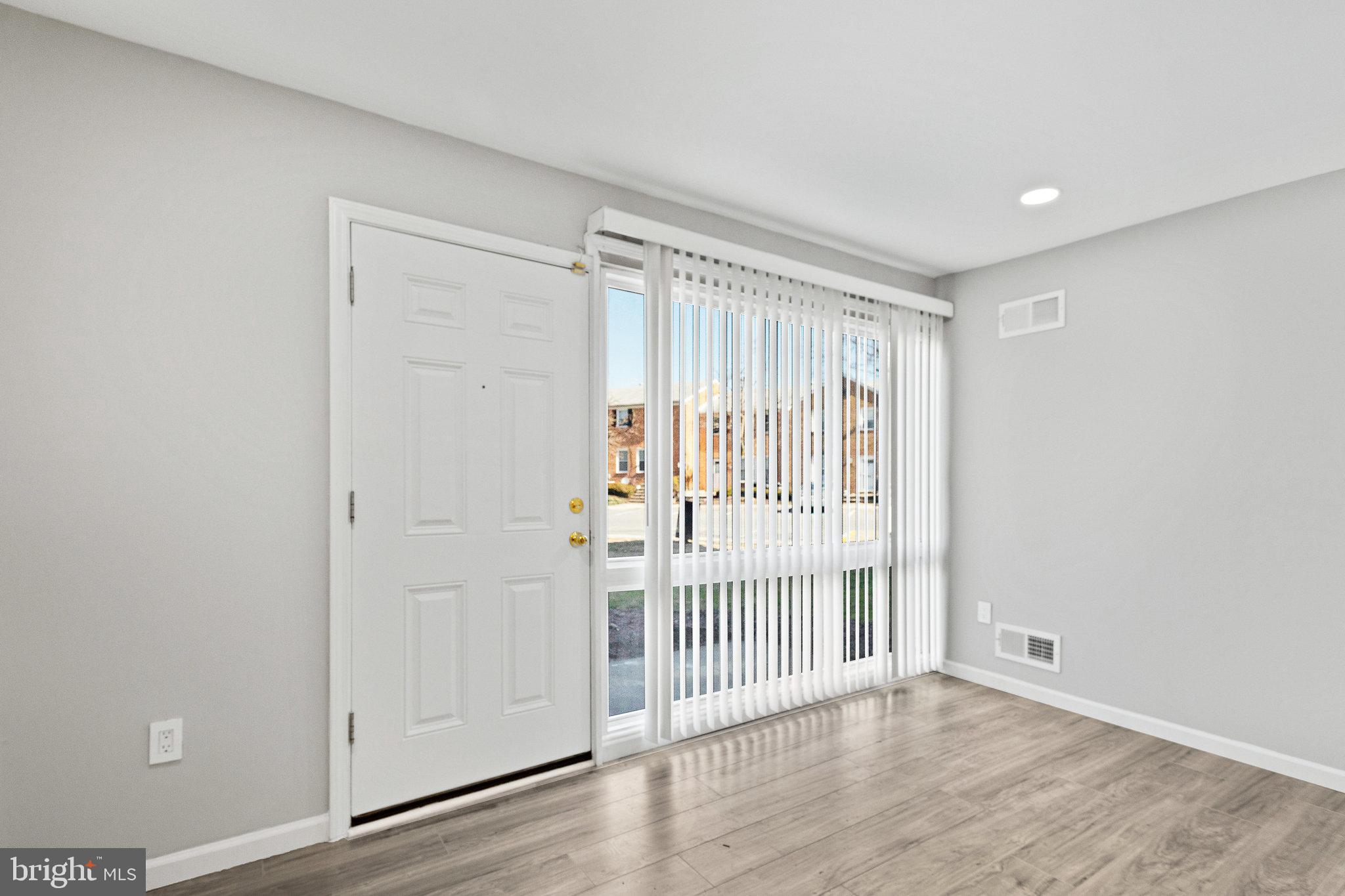 1801 Addison Road South District Heights, MD 20747 - Photo 6 of 42