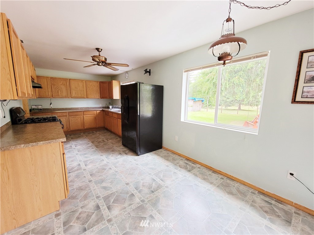 123 Hokanson Road Elma, WA 98541 - Photo 15 of 37 Gallery Image 15