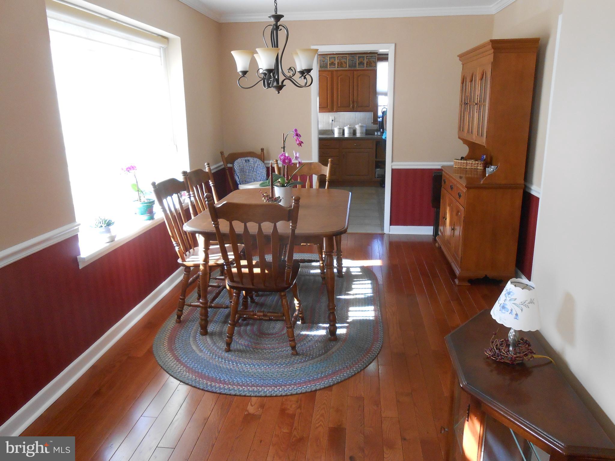 1209 Cambridge Road Warminster, PA 18974 - Photo 6 of 34 Dining Room