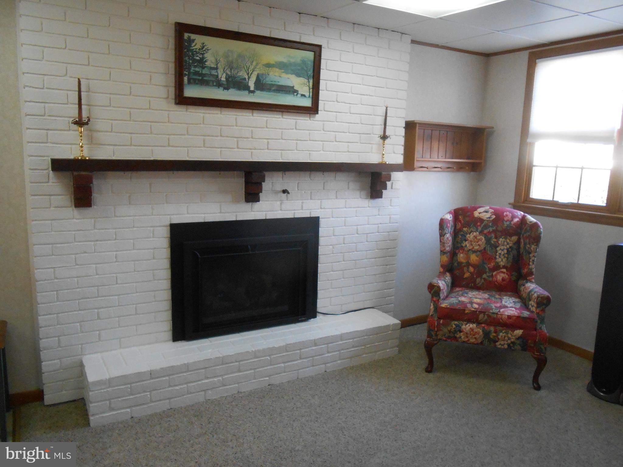 1209 Cambridge Road Warminster, PA 18974 - Photo 9 of 34 Natural Gas Fireplace in Family Room