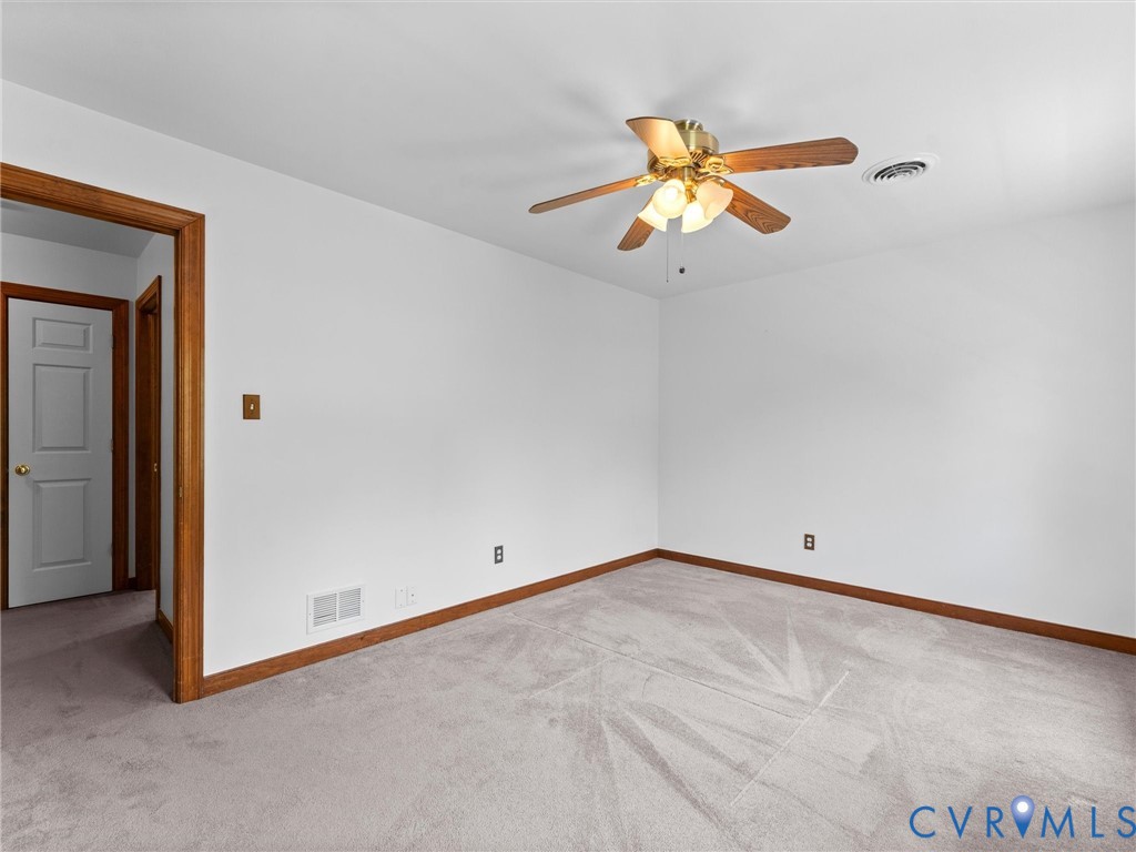 3524 Ludgate Road Chester, VA 23831 - Photo 23 of 44 Bright room featuring a ceiling fan with integrate