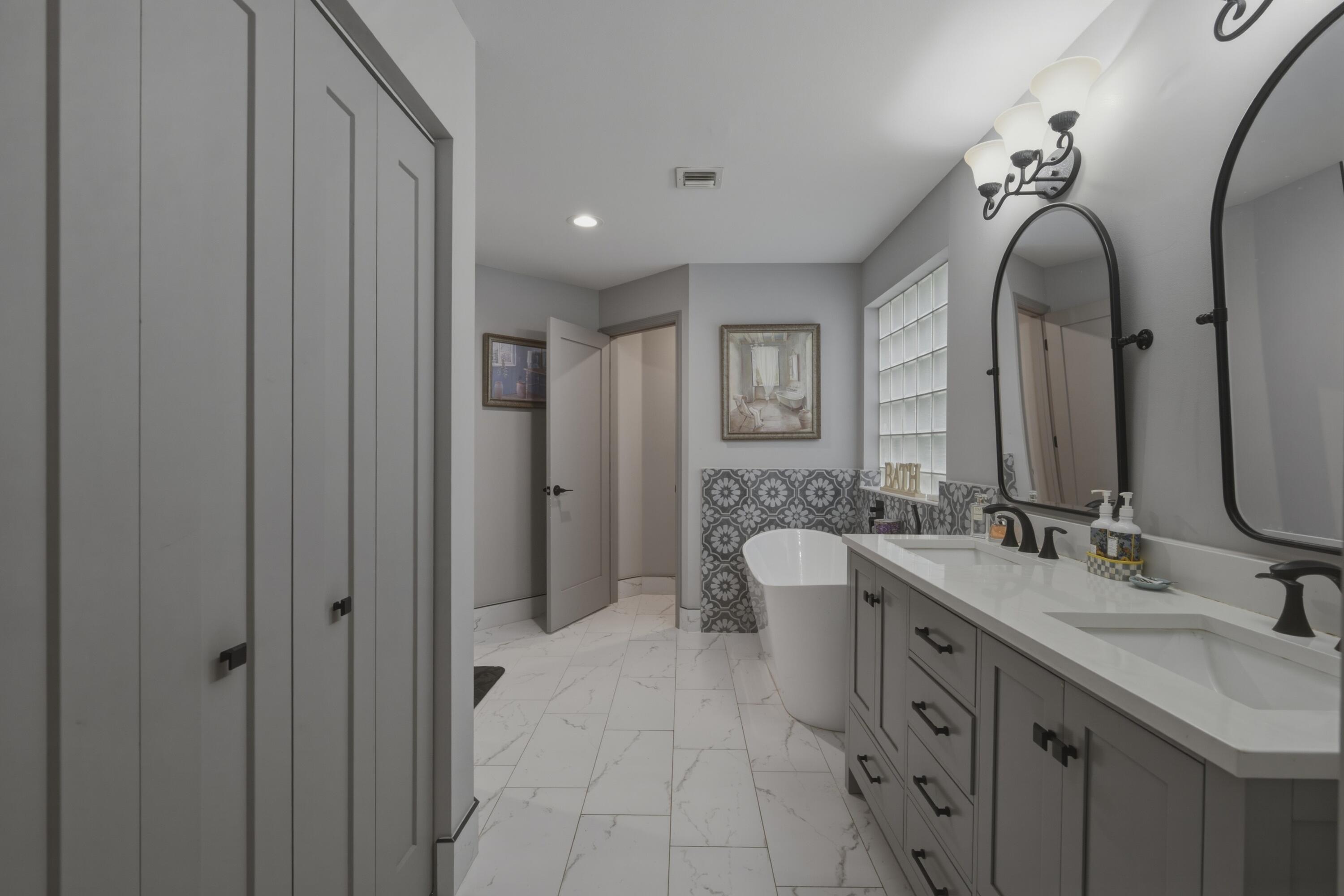 10827 La Salinas Circle Boca Raton, FL 33428 - Photo 15 of 33 KAREN 15