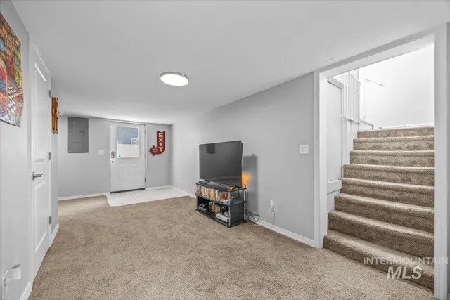 $440,000 | 1802 South Kimball Avenue, Caldwell, ID 83605