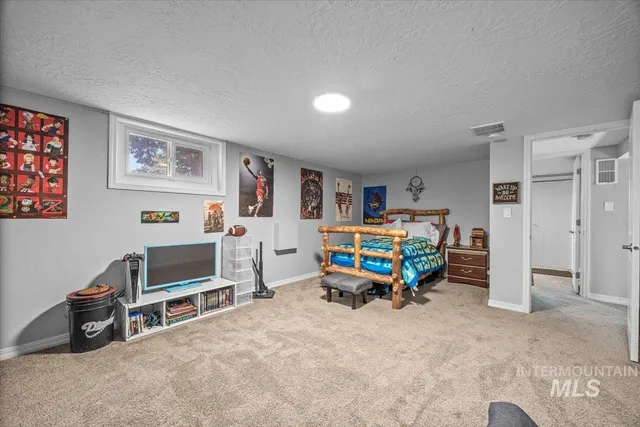 $440,000 | 1802 South Kimball Avenue, Caldwell, ID 83605