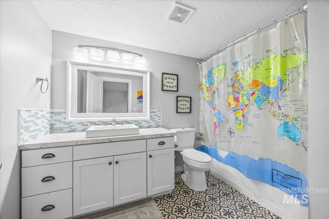 $440,000 | 1802 South Kimball Avenue, Caldwell, ID 83605