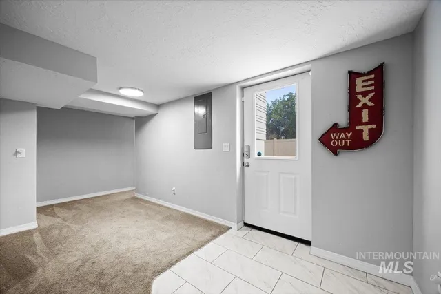 $440,000 | 1802 South Kimball Avenue, Caldwell, ID 83605