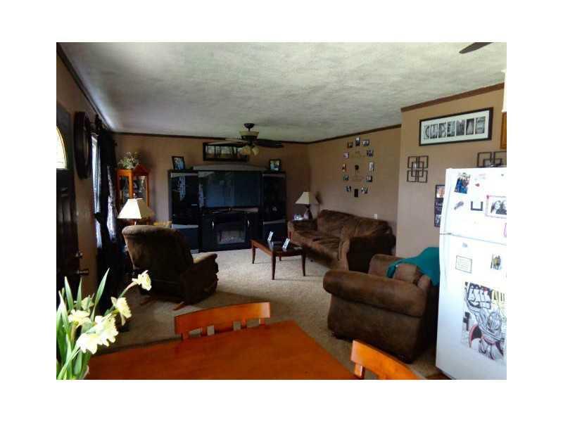 2680 Lexington Avenue Springfield, OH 45505 - Photo 4 of 15