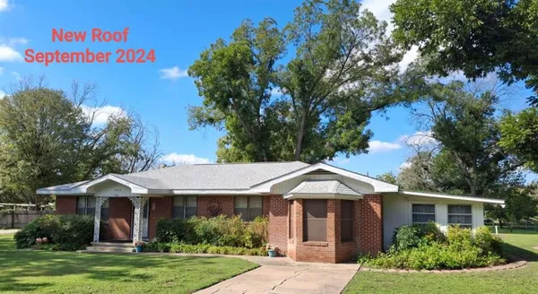 $258,000 | 602 West Street, Hico, TX 76457