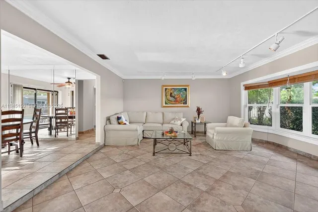 $669,000 | 1621 Northwest 110th Terrace, Pembroke Pines, FL 33026