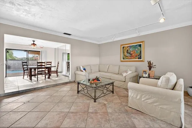 $669,000 | 1621 Northwest 110th Terrace, Pembroke Pines, FL 33026