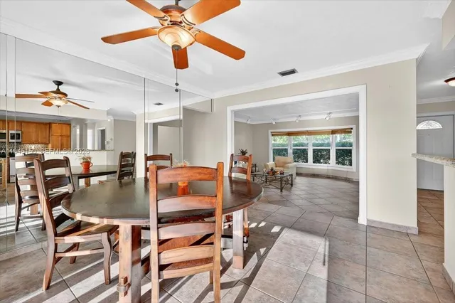 $669,000 | 1621 Northwest 110th Terrace, Pembroke Pines, FL 33026