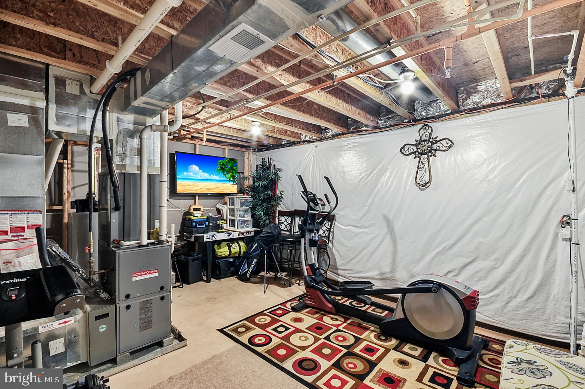 2405 Cindy Lane Warrington, PA 18976 - Photo 18 of 44 a room with musical instruments