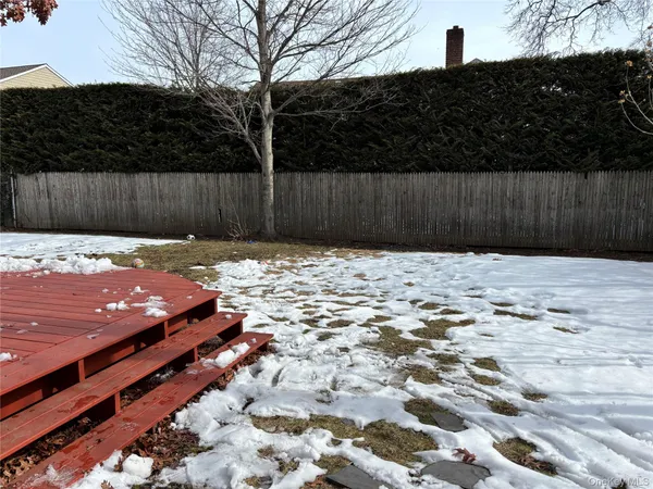 $5,800 | 570 Church Avenue, Woodmere, NY 11598