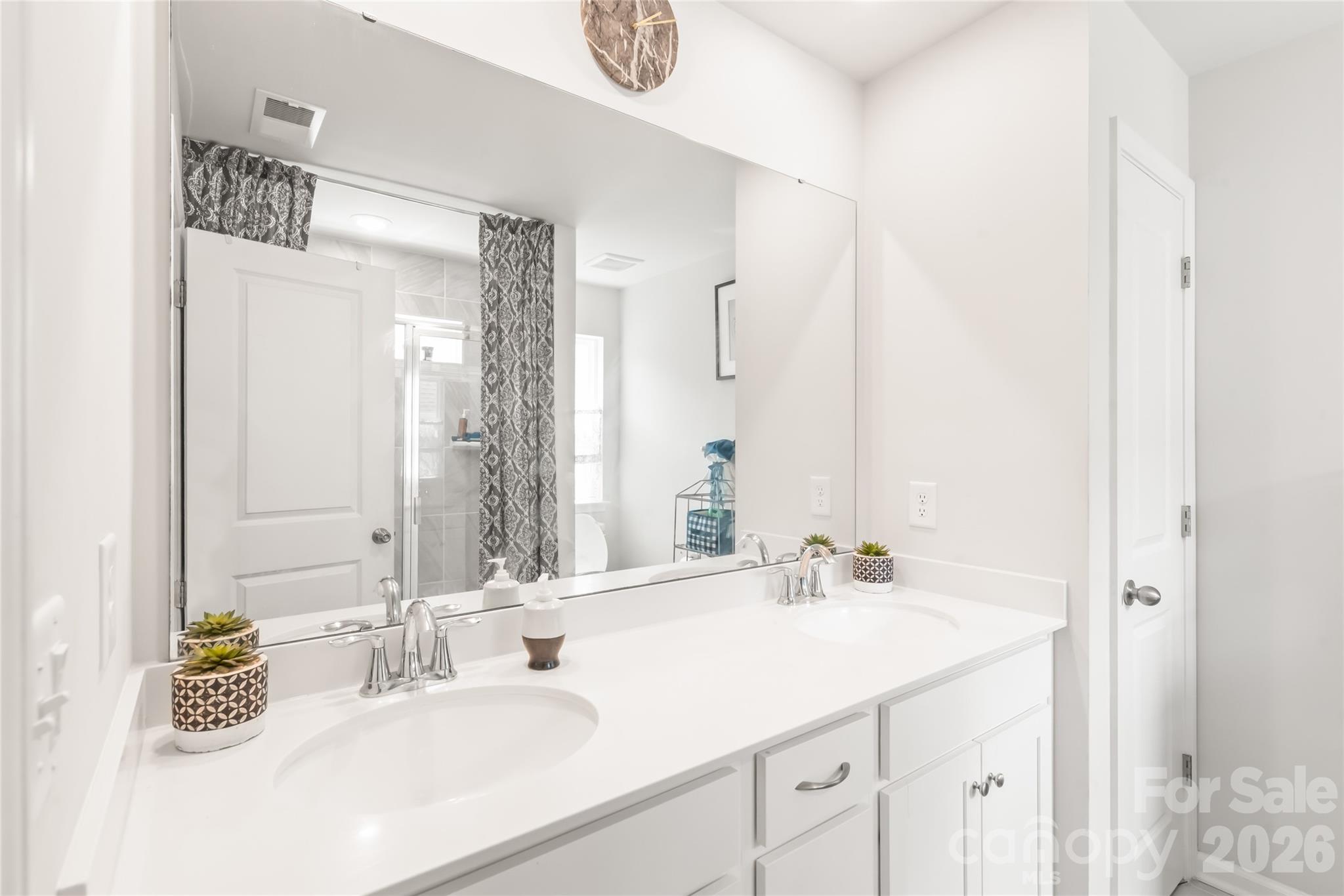 15308 Lake Ridge Road Charlotte, NC 28278 - Photo 19 of 31 Gallery Image 19