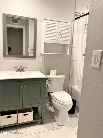 $2,995 | 7429 East Almeria Road, Scottsdale, AZ 85257