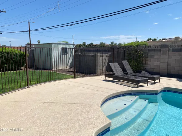 $2,895 | 7429 East Almeria Road, Scottsdale, AZ 85257