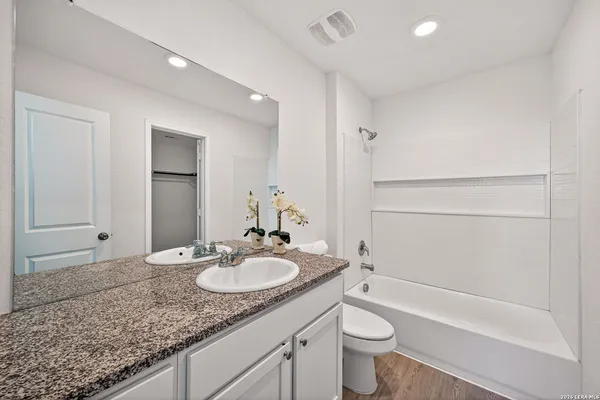 $1,550 | 13954 Bull Cove, San Antonio, TX 78252