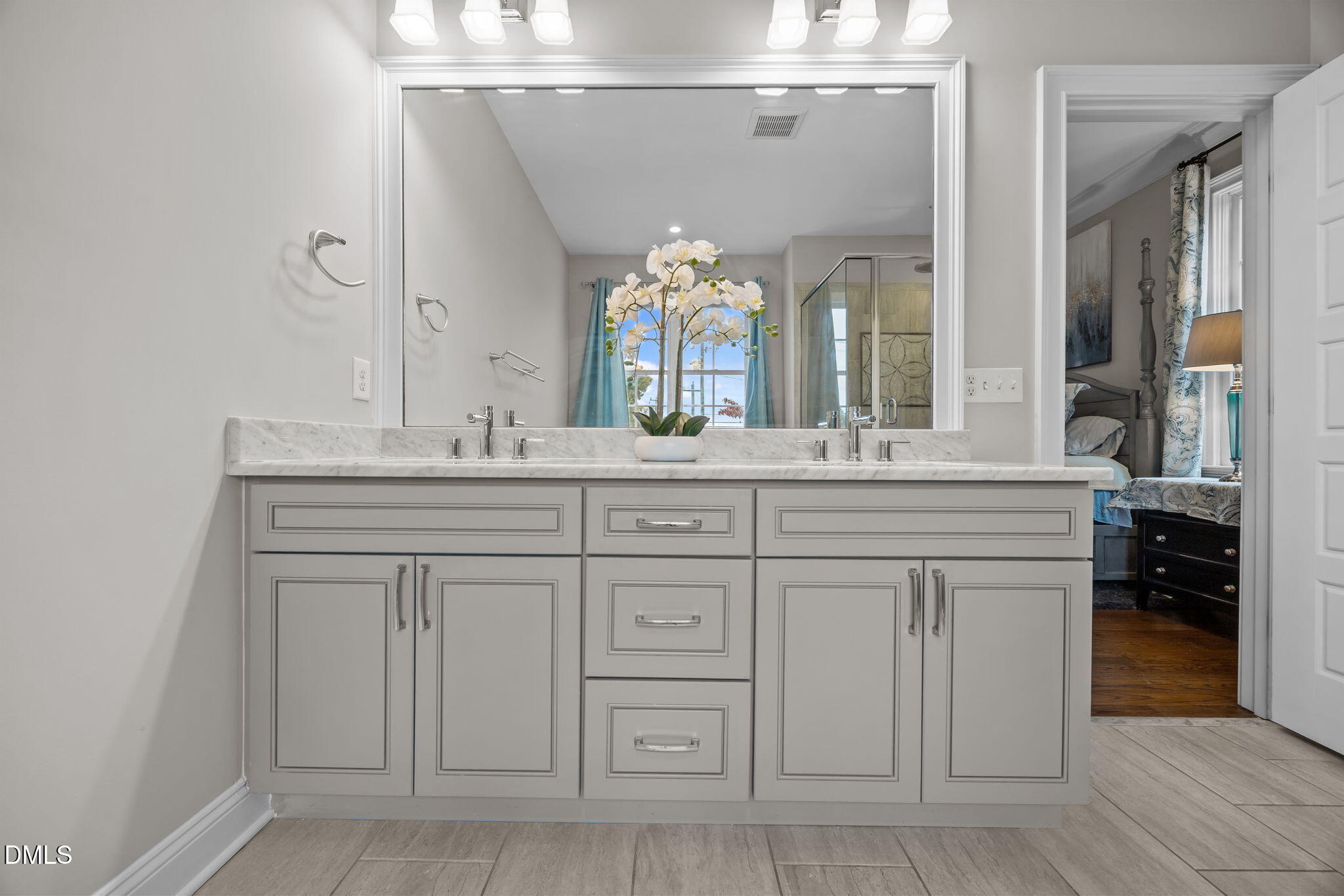 626 East Whitaker Mill Road Raleigh, NC 27608 - Photo 25 of 51 33-web-or-mls-IMG_9751