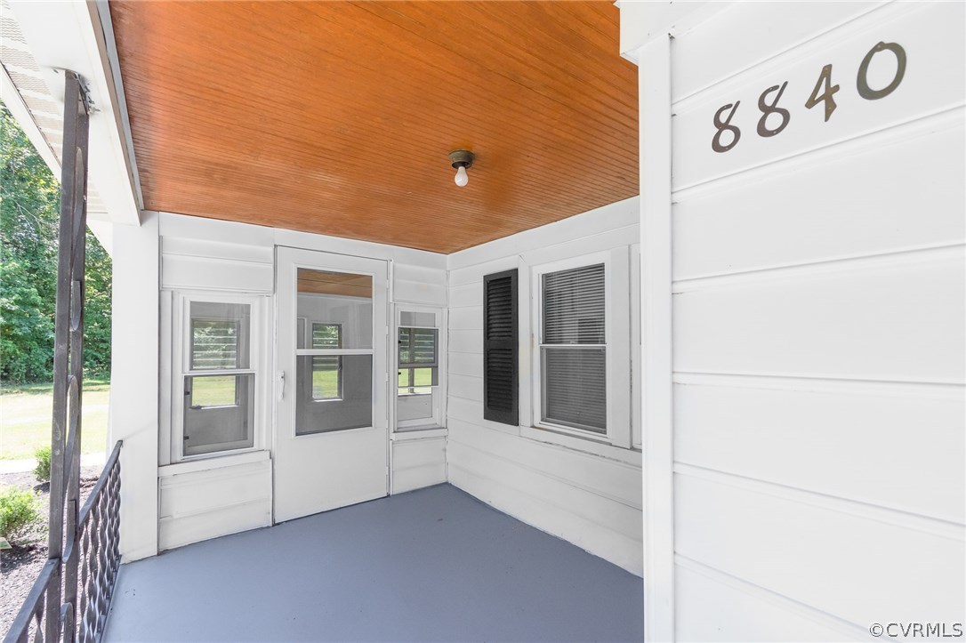 8840 Crumps Mill Road Quinton, VA 23141 - Photo 5 of 45 Gallery Image 5