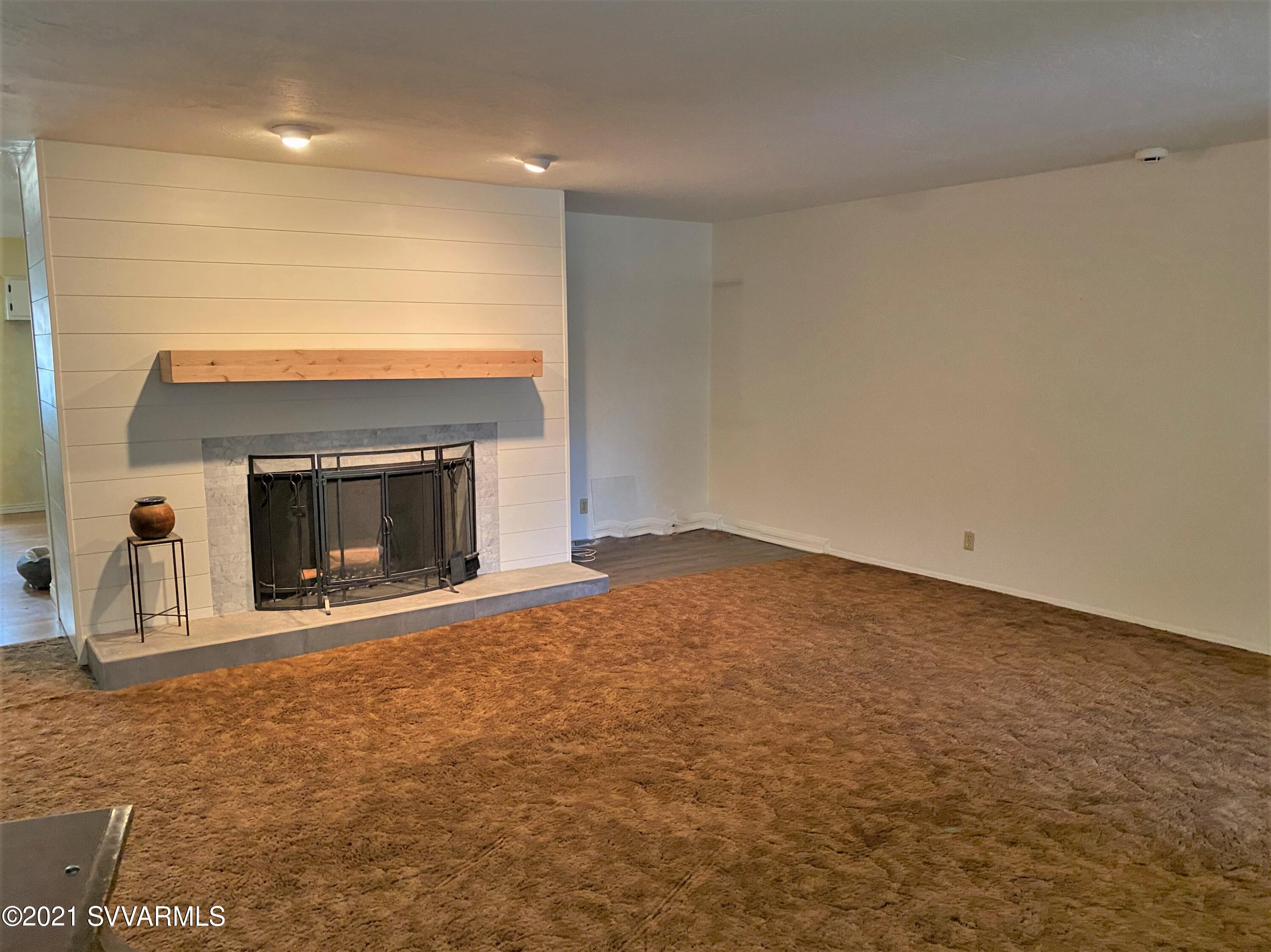 33 East Walker Road Camp Verde, AZ 86322 - Photo 30 of 75 Living Room