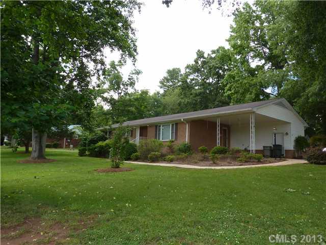 3303 Linwood Road Gastonia, NC 28052 - Photo 1 of 16 Gallery Image 1