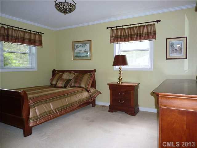 3303 Linwood Road Gastonia, NC 28052 - Photo 12 of 16 Gallery Image 12