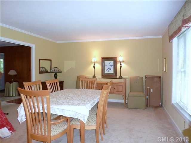 3303 Linwood Road Gastonia, NC 28052 - Photo 3 of 16 Gallery Image 3
