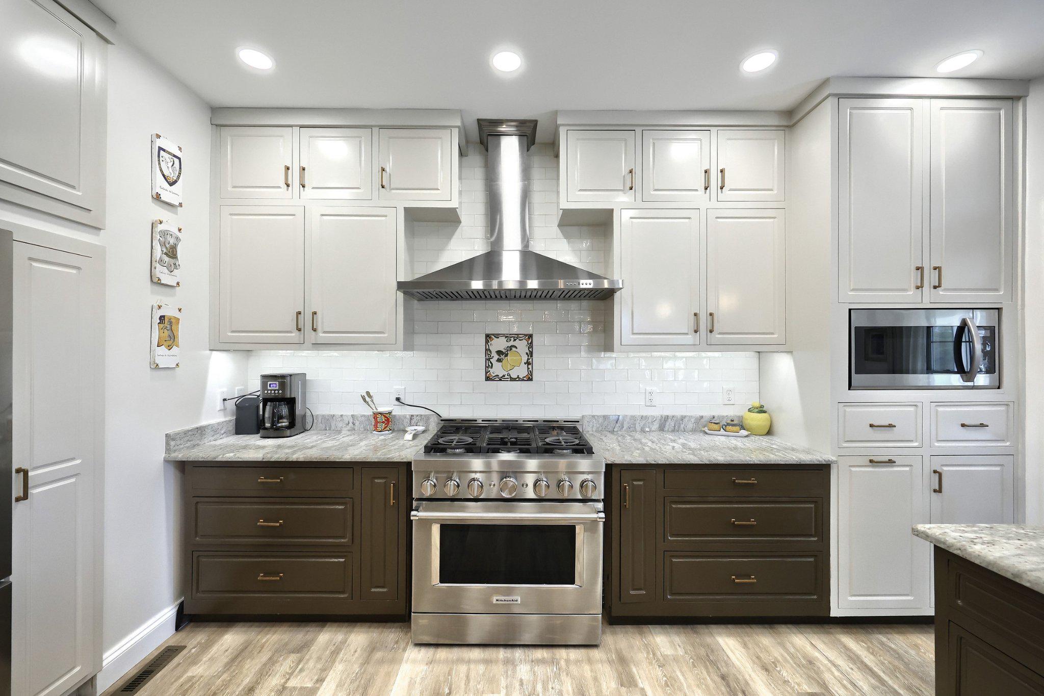 305 Gun Club Road New Oxford, PA 17350 - Photo 27 of 56 Eight burner oven and SS appliances.