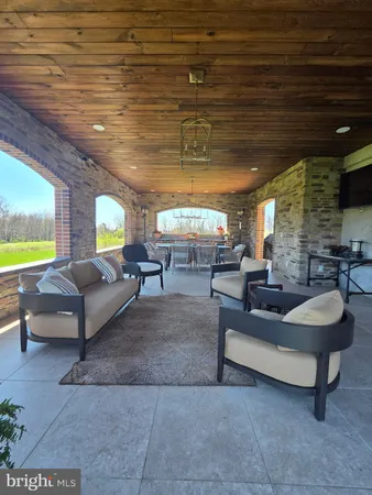 $675,000 | 305 Gun Club Road, New Oxford, PA 17350