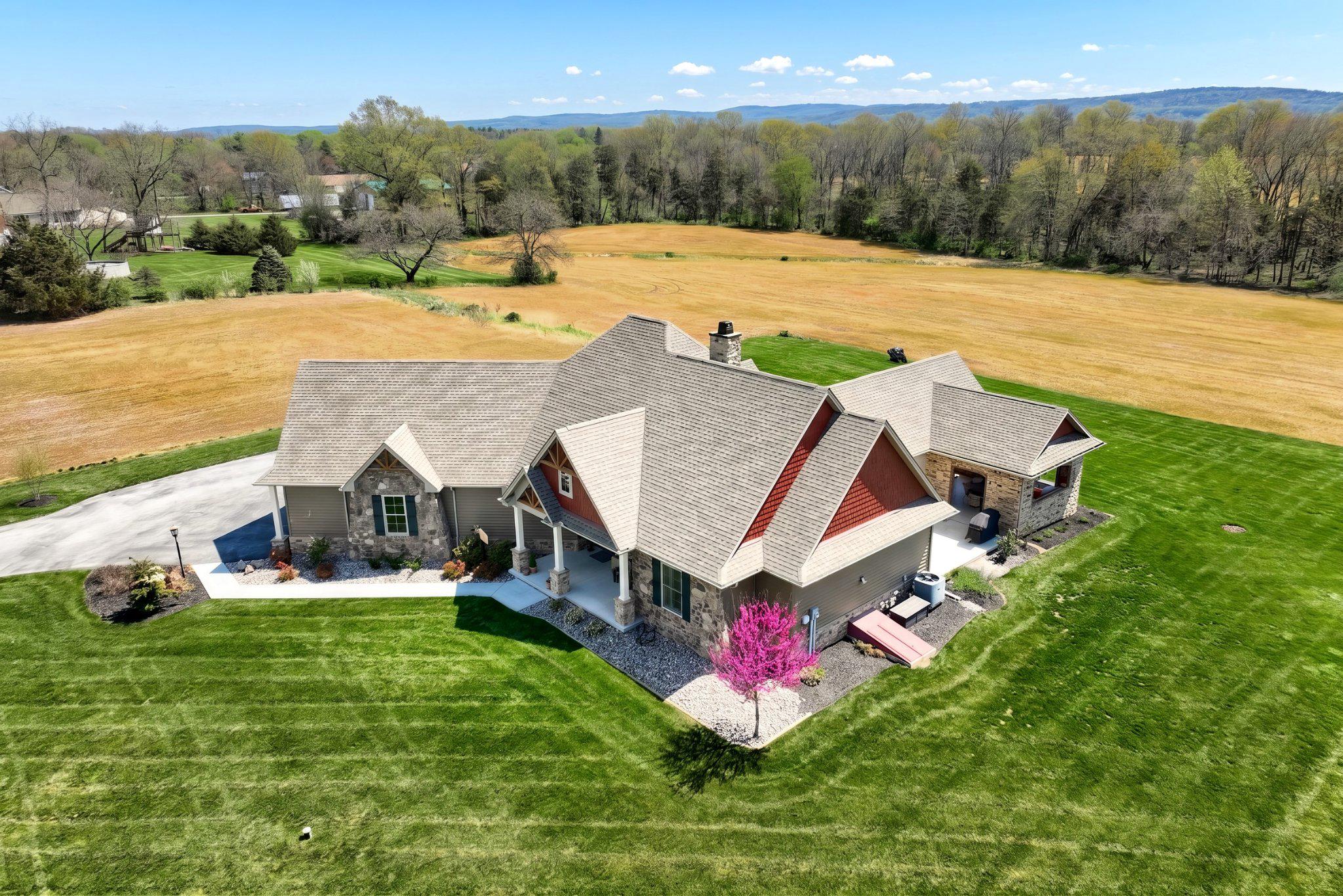 305 Gun Club Road New Oxford, PA 17350 - Photo 5 of 56